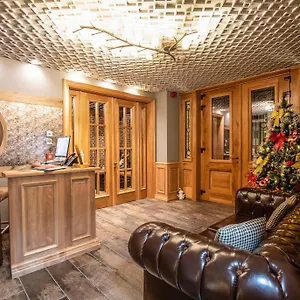 https://vila-ekrem.albaniahotels.org